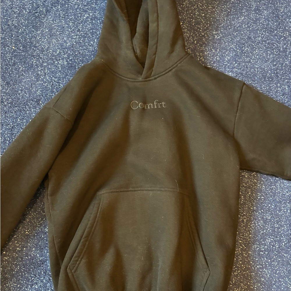Comfort Black Hoodie
